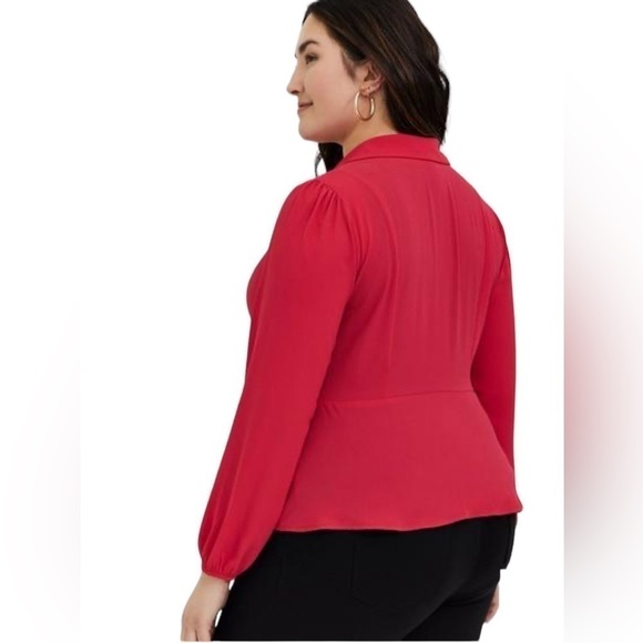 Fuchsia Pink Crepe Tie Front Peplum Jacket, size 5 lightweight, Barbie core - Picture 2 of 13